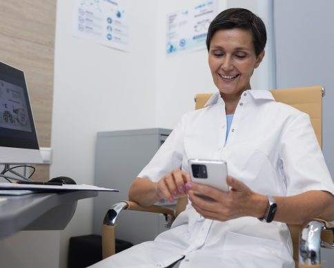 doctor-ophthalmologist-s-office