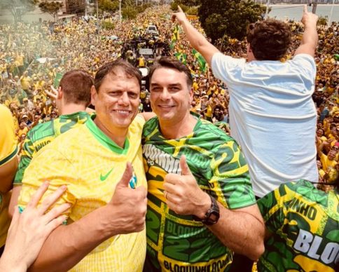 flávio bolsonaro y Tarcísio Gomes de Freitas