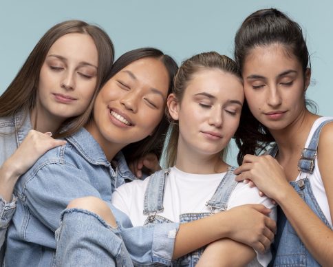 portrait-young-teenage-girls-posing-together